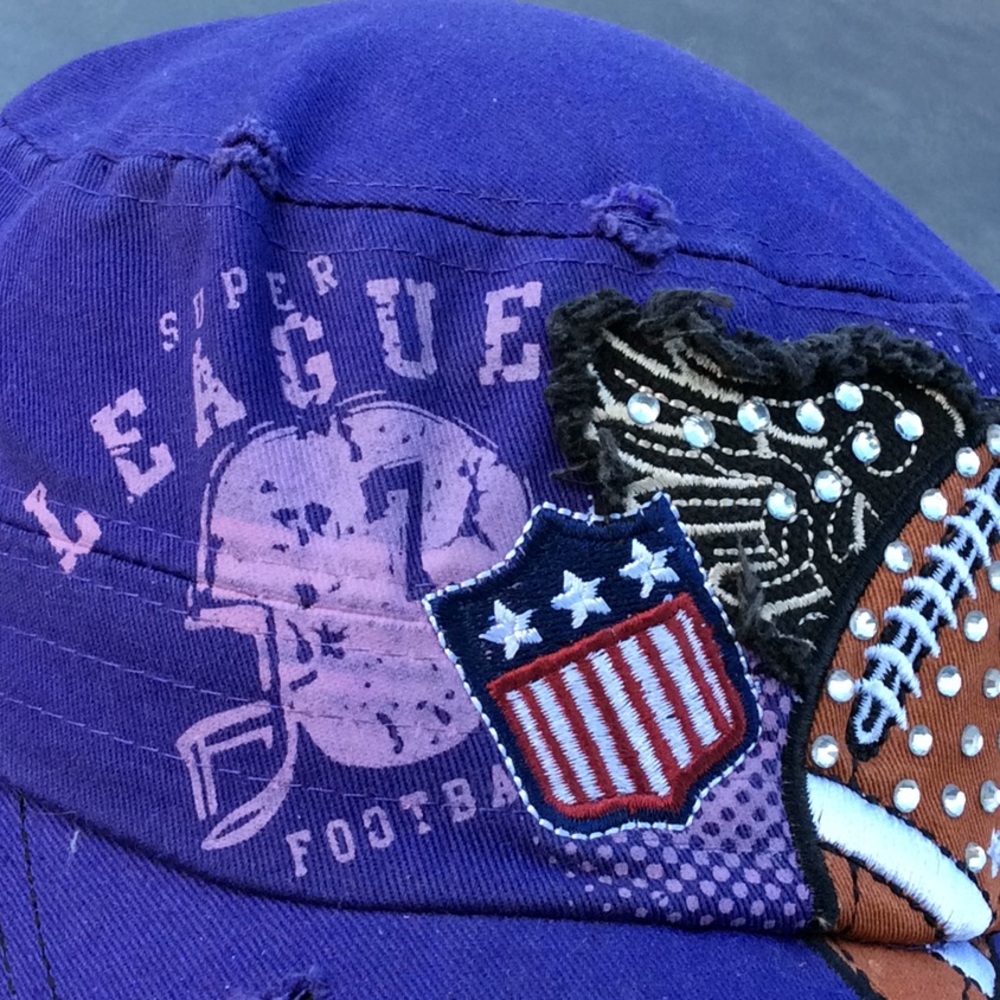 🧢Football Cap - Picture 4 of 6